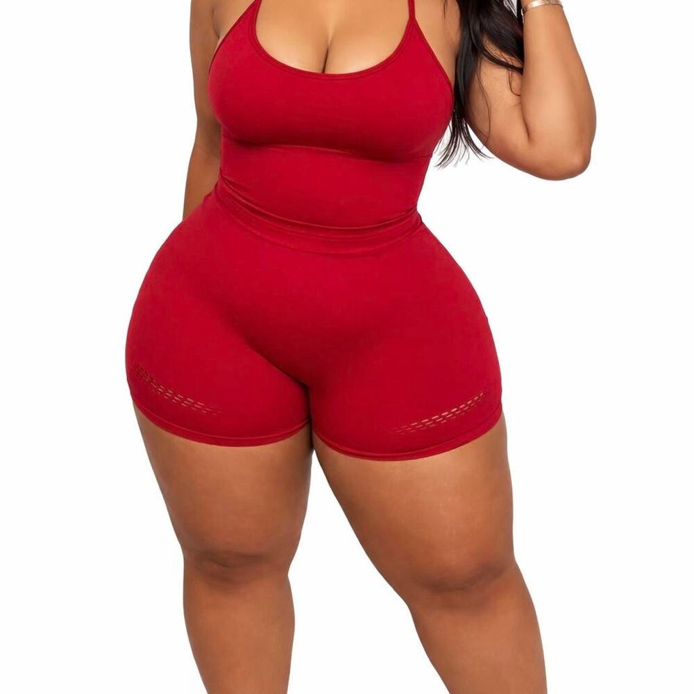 Red‎ seamless workout shorts activewear